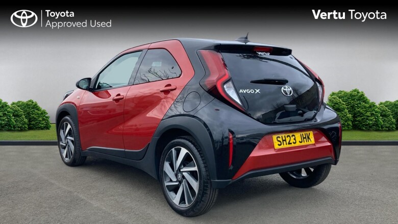 Toyota Aygo X 1.0 VVT-i Edge 5dr Petrol Hatchback